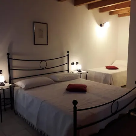 בית חווה La Tana Del Picchio *