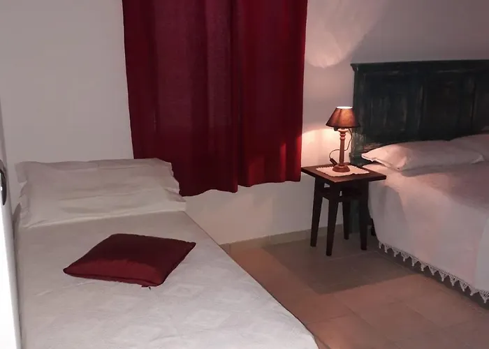 مزرعة للإقامة La Tana Del Picchio Neviano degli Arduini